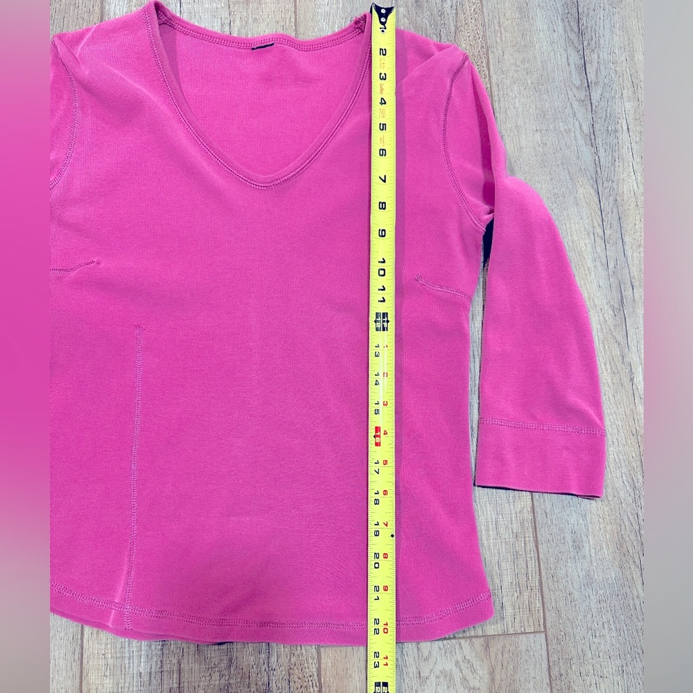 Gap Top - Picture 2 of 3